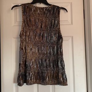 SALE!  NWT Jennifer Lopez brown and silver metallic top